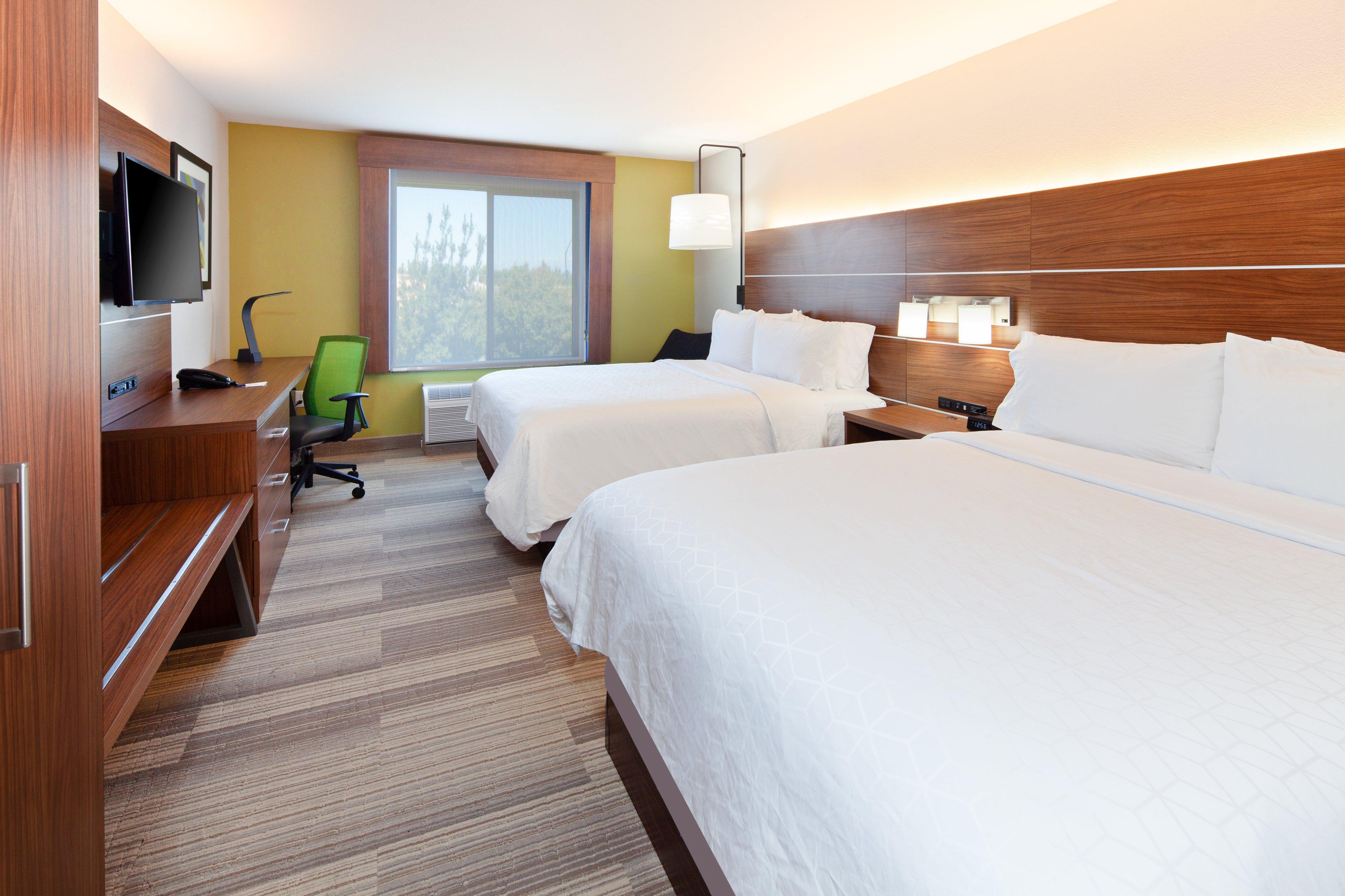Holiday Inn Express & Suites Clovis Fresno Area By Ihg Exterior photo