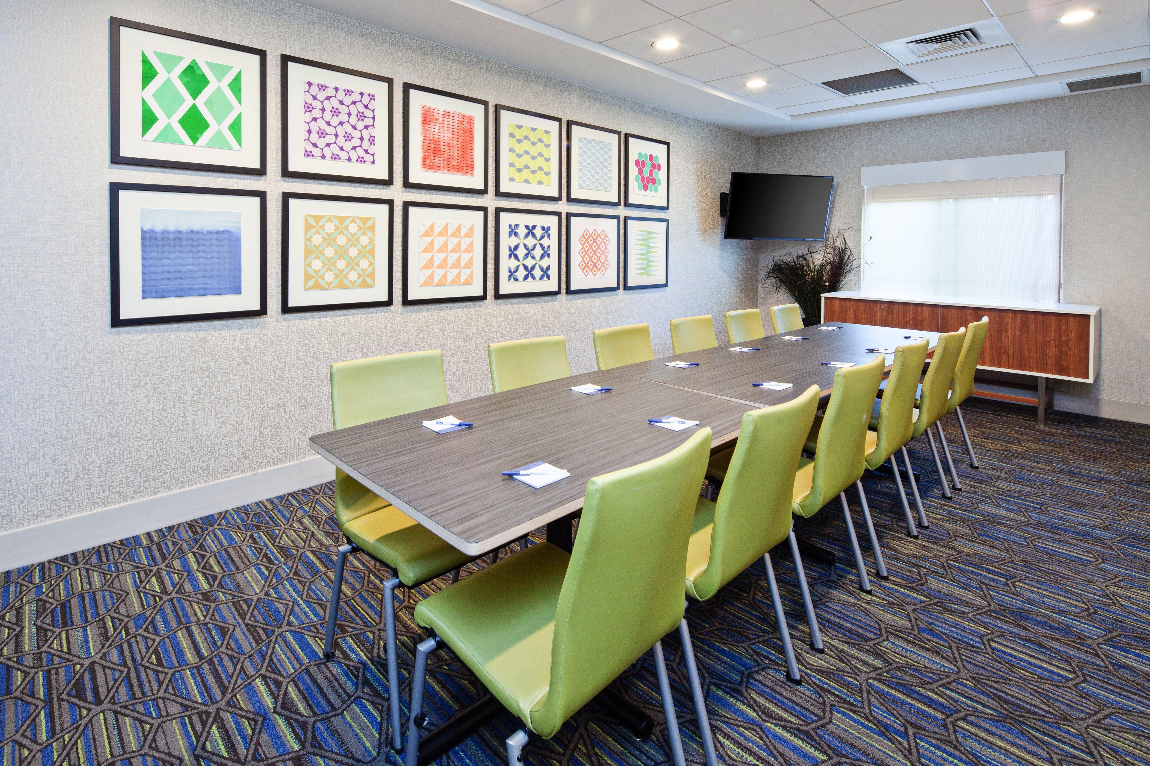 Holiday Inn Express & Suites Clovis Fresno Area By Ihg Exterior photo