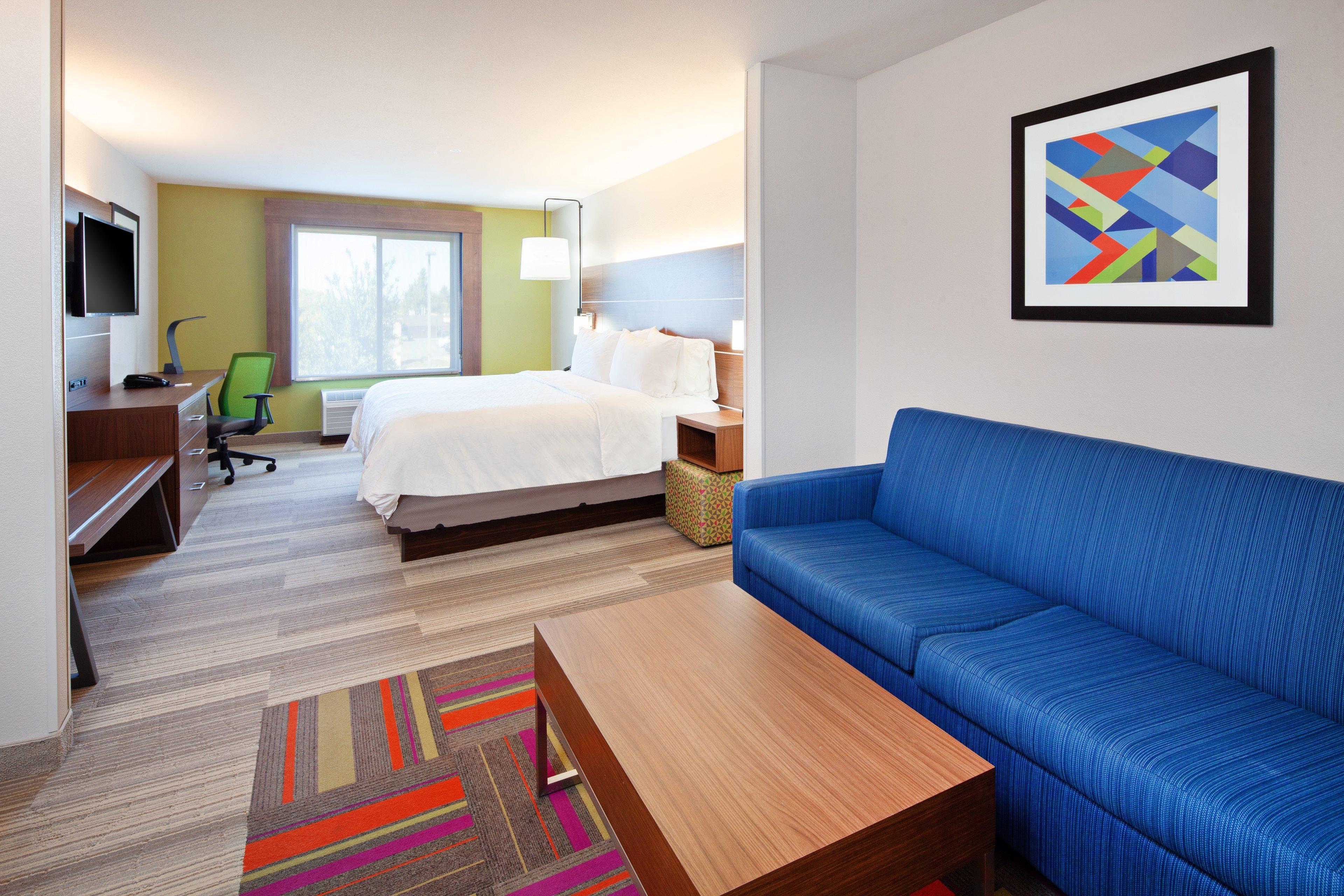 Holiday Inn Express & Suites Clovis Fresno Area By Ihg Exterior photo