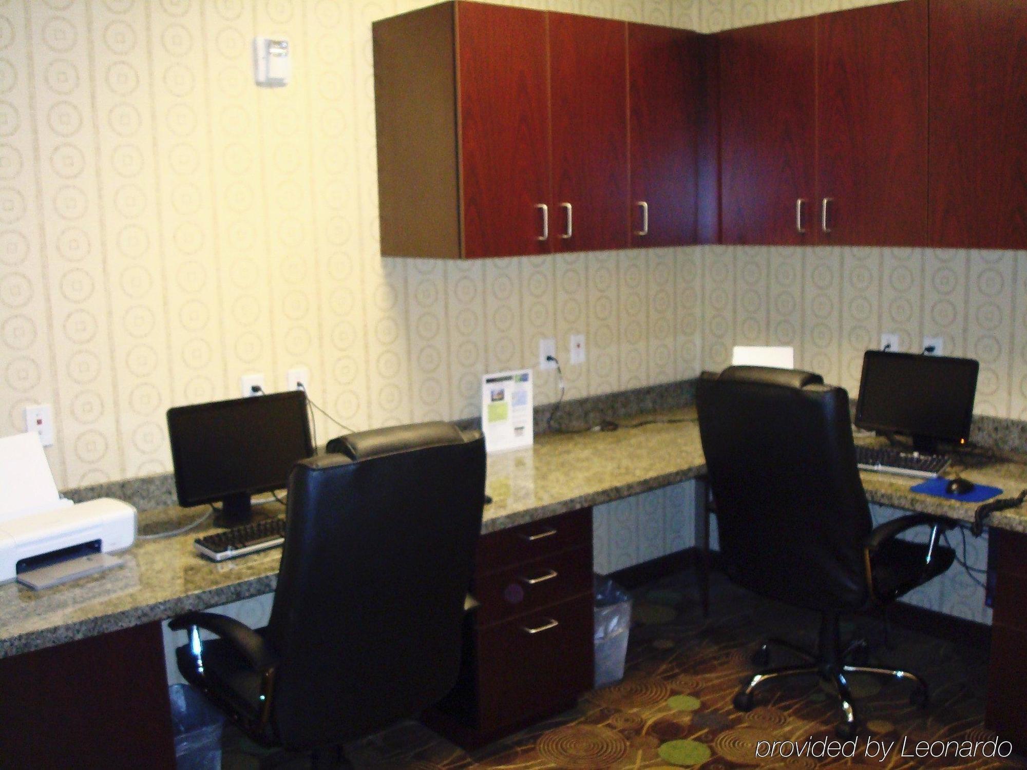 Holiday Inn Express & Suites Clovis Fresno Area, An Ihg Hotel Facilities photo