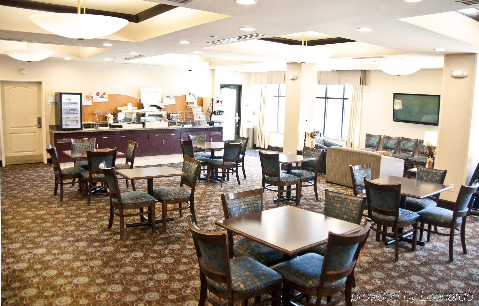 Holiday Inn Express & Suites Clovis Fresno Area By Ihg Exterior photo