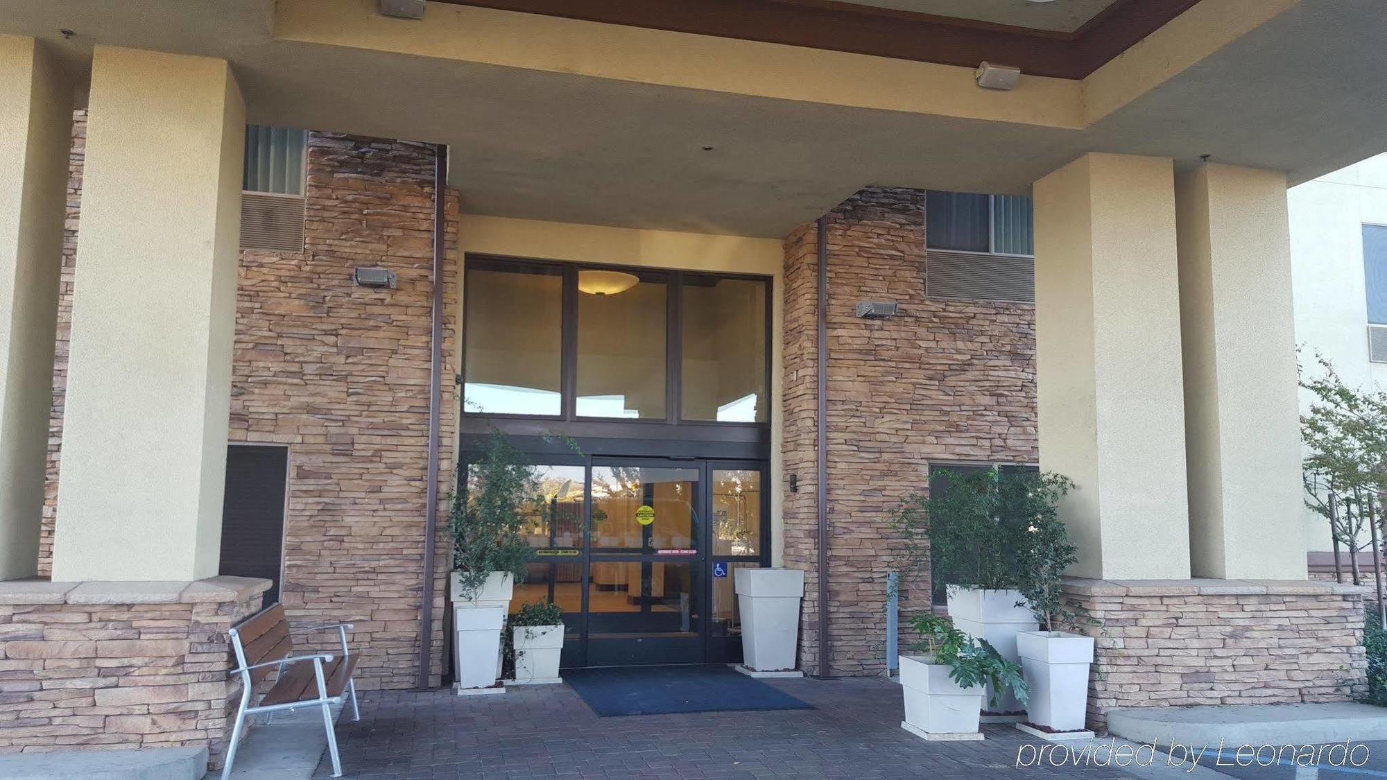 Holiday Inn Express & Suites Clovis Fresno Area By Ihg Exterior photo