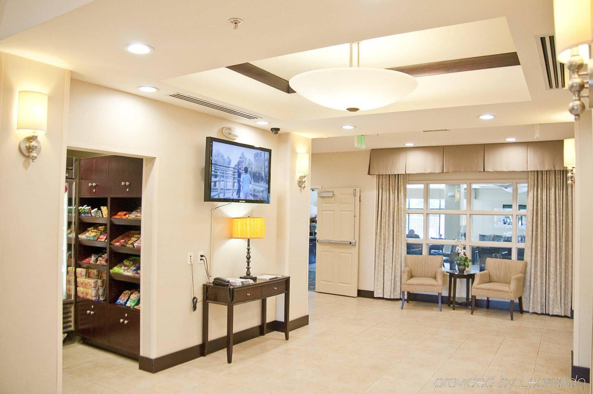 Holiday Inn Express & Suites Clovis Fresno Area By Ihg Exterior photo